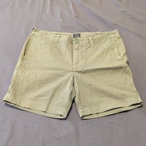 Men's J Crew Green Shorts Size 32
